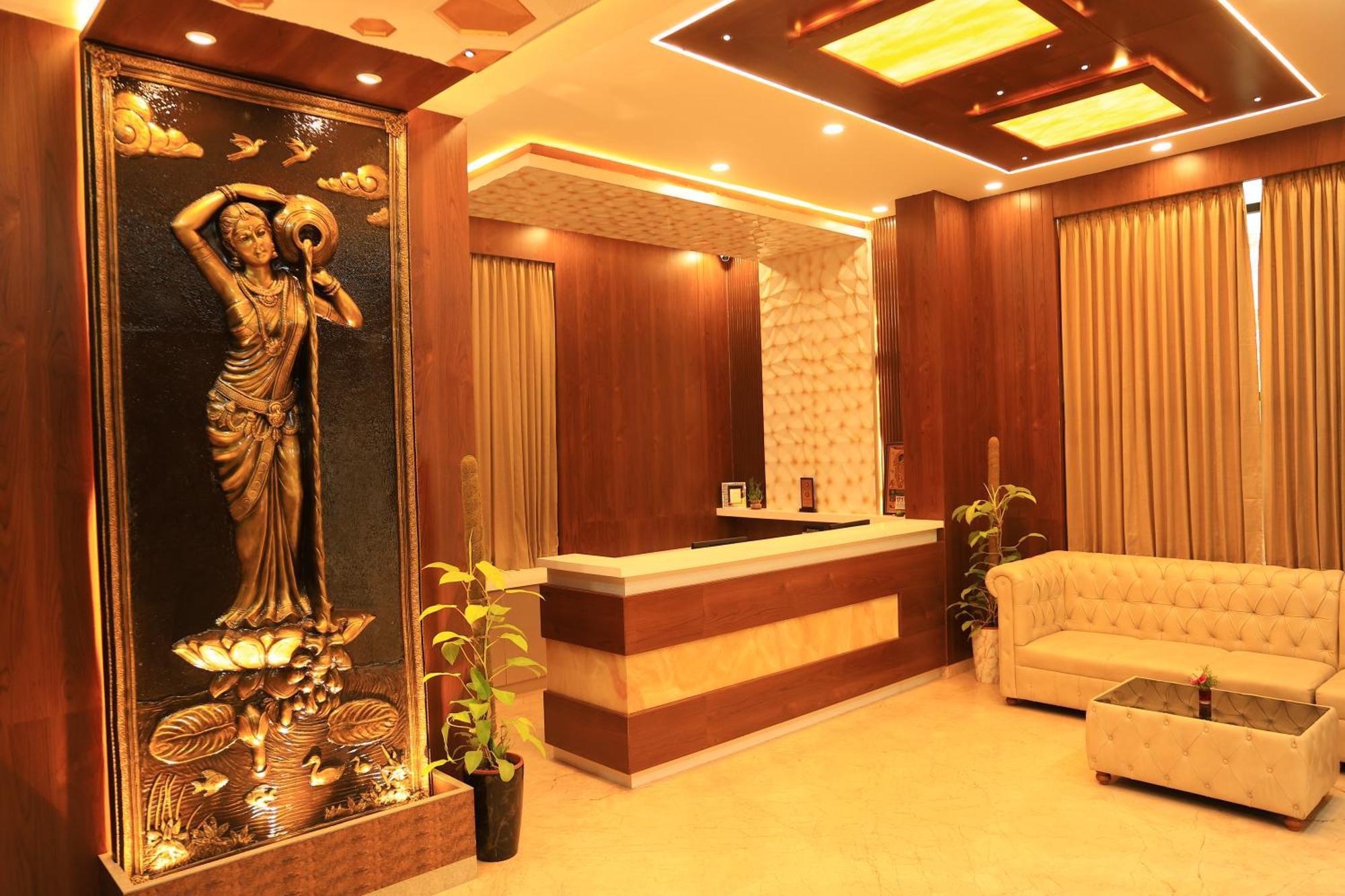 Hotel Anand Grand โฮซูร์ ภายนอก รูปภาพ