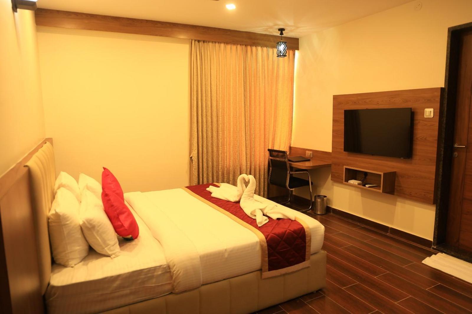 Hotel Anand Grand โฮซูร์ ภายนอก รูปภาพ